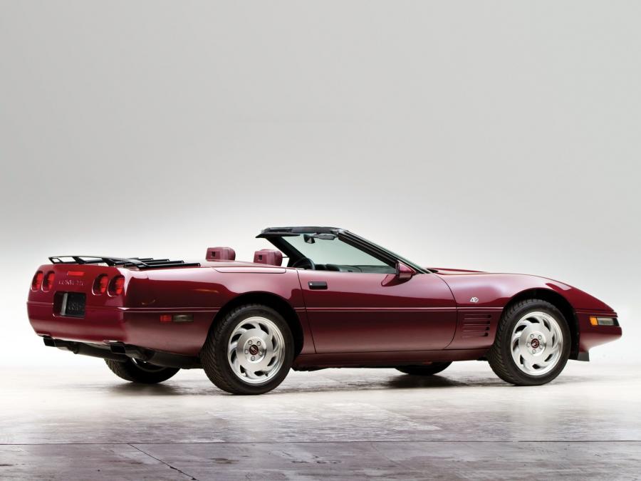  Chevrolet Corvette Convertible 40th Anniversary 1993 года  (фото 22 из 25)
